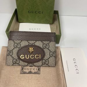 gucci supreme card case